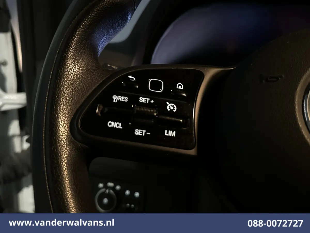 315 CDI 150pk L3H2 Euro6 Airco | Camera | Apple Carplay | Chauffeursstoel | Cruisecontrol Android Auto, Stoelverwarming, 270 Graden Achterdeuren, Bijrijdersbank