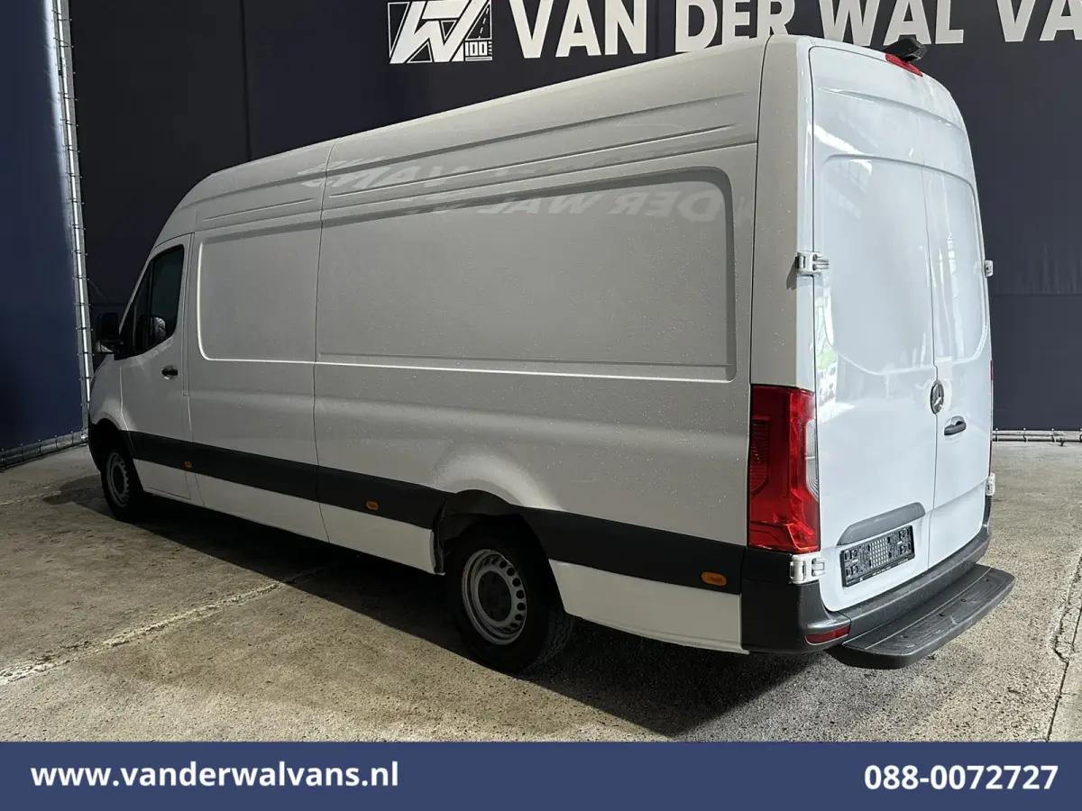 315 CDI 150pk L3H2 Euro6 Airco | Camera | Apple Carplay | Chauffeursstoel | Cruisecontrol Android Auto, Stoelverwarming, 270 Graden Achterdeuren, Bijrijdersbank