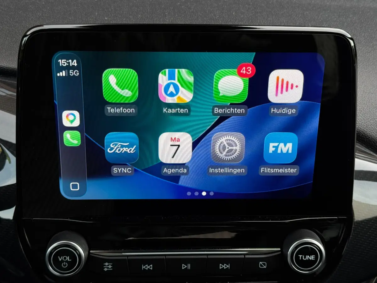 1.0 EcoBoost 100PK Automaat Active Leer Camera Dode-hoek