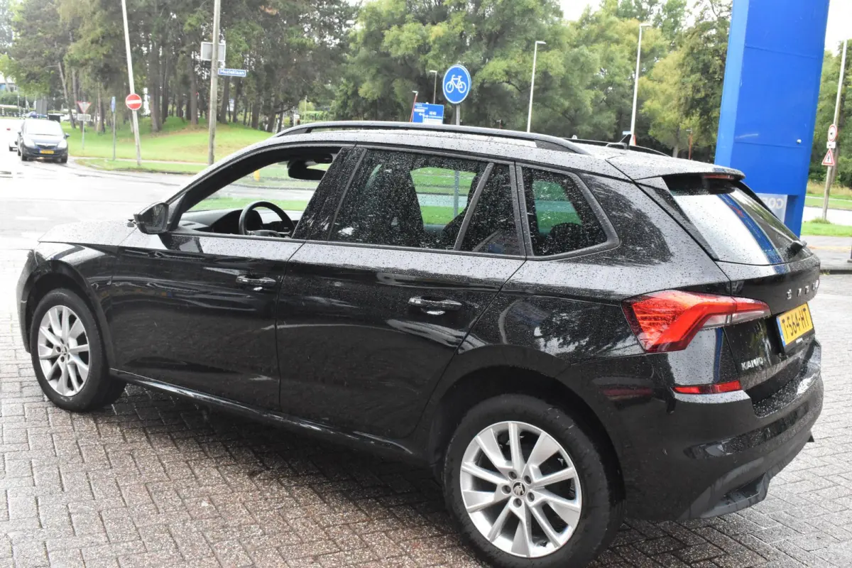 1.0 TSI Sport Business Automaat | 1e Eigenaar | Navi | Apple Carplay/Android Auto | BSM | 12 mnd BOVAG garantie | Whatsapp 06-53188999