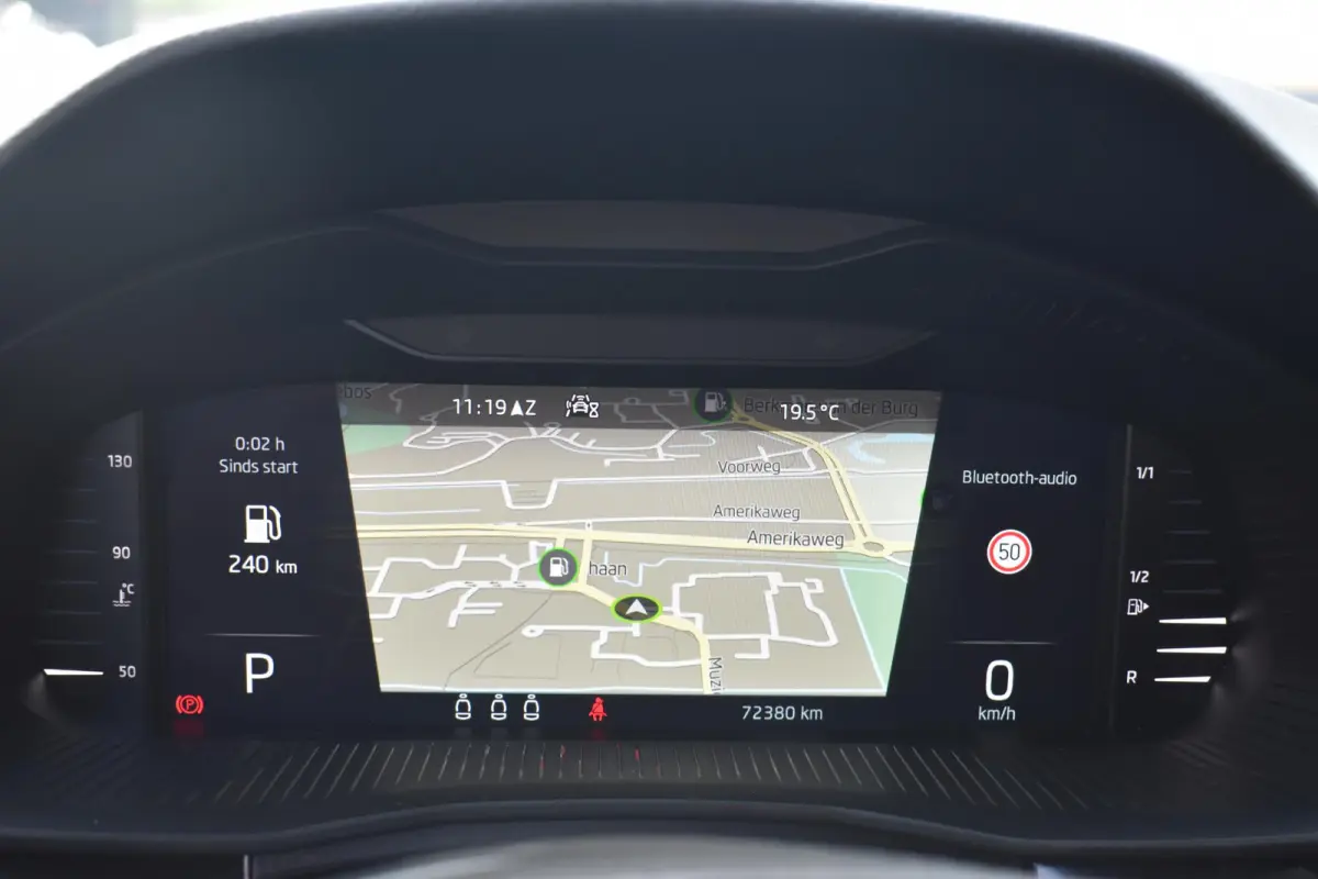 1.0 TSI Sport Business Automaat | 1e Eigenaar | Navi | Apple Carplay/Android Auto | BSM | 12 mnd BOVAG garantie | Whatsapp 06-53188999