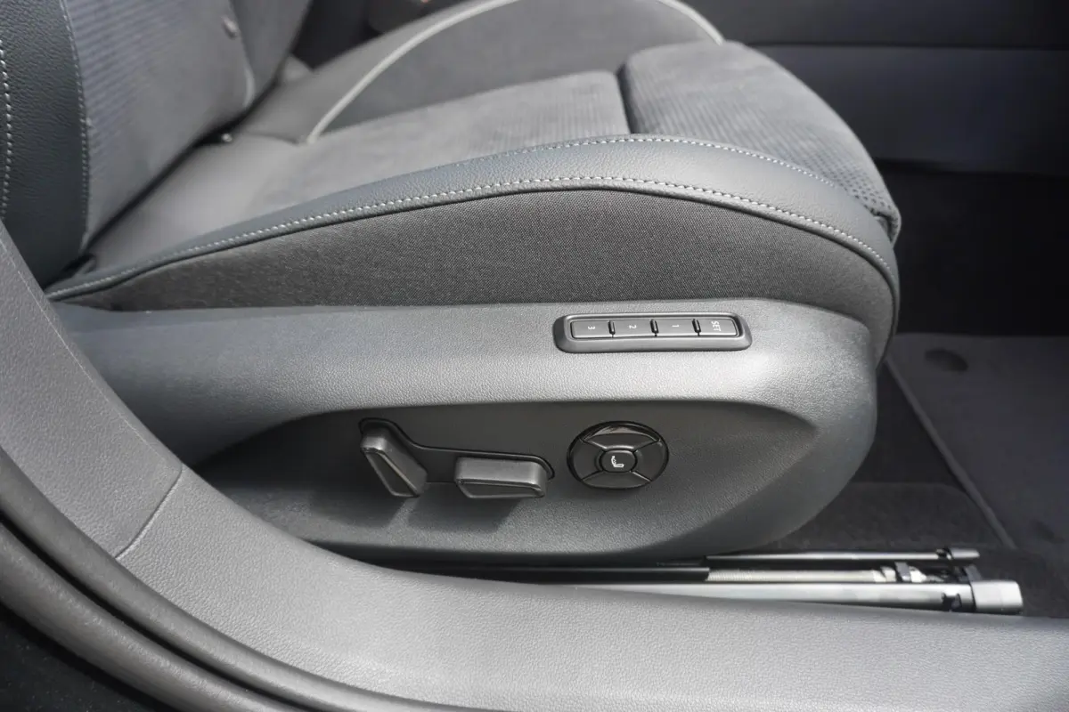 1.5 TSI 204pk PHEV Sportline Business | Canton Soundsystem | Panoramadak