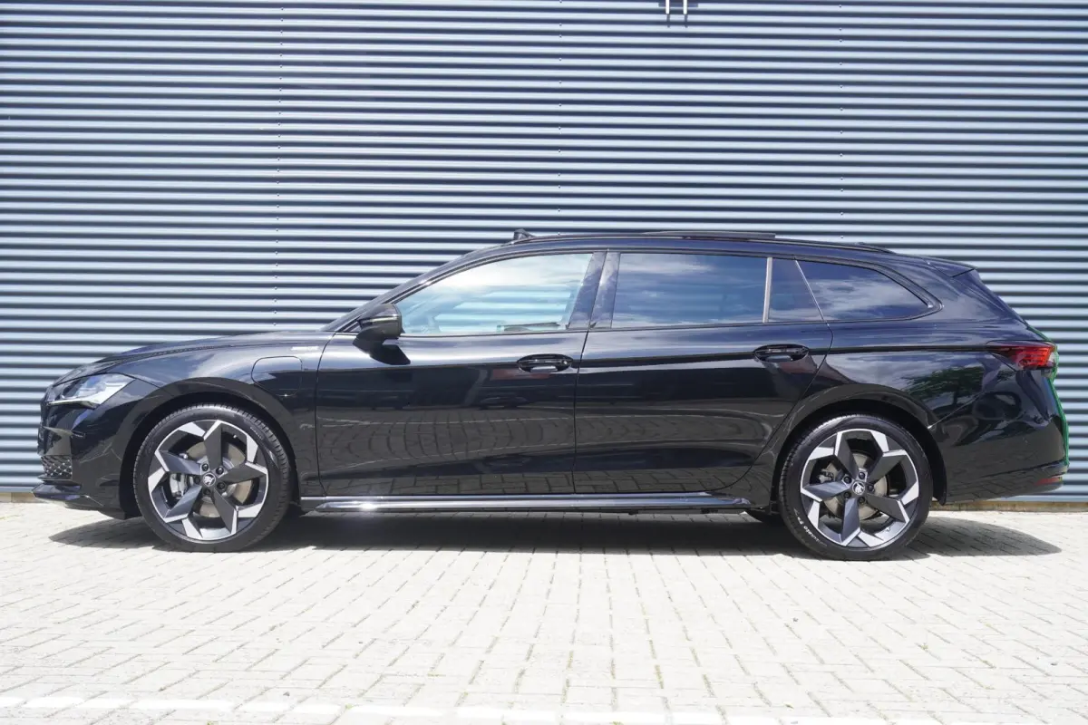 1.5 TSI 204pk PHEV Sportline Business | Canton Soundsystem | Panoramadak