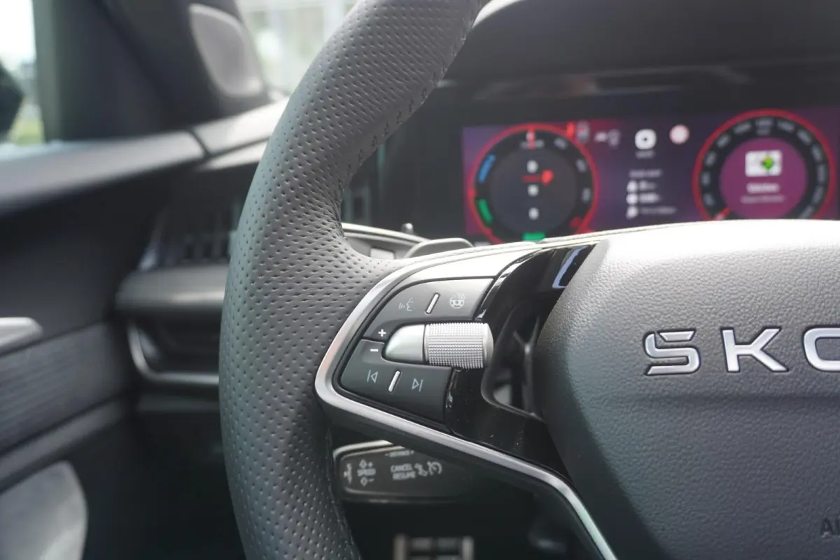 1.5 TSI 204pk PHEV Sportline Business | Canton Soundsystem | Panoramadak
