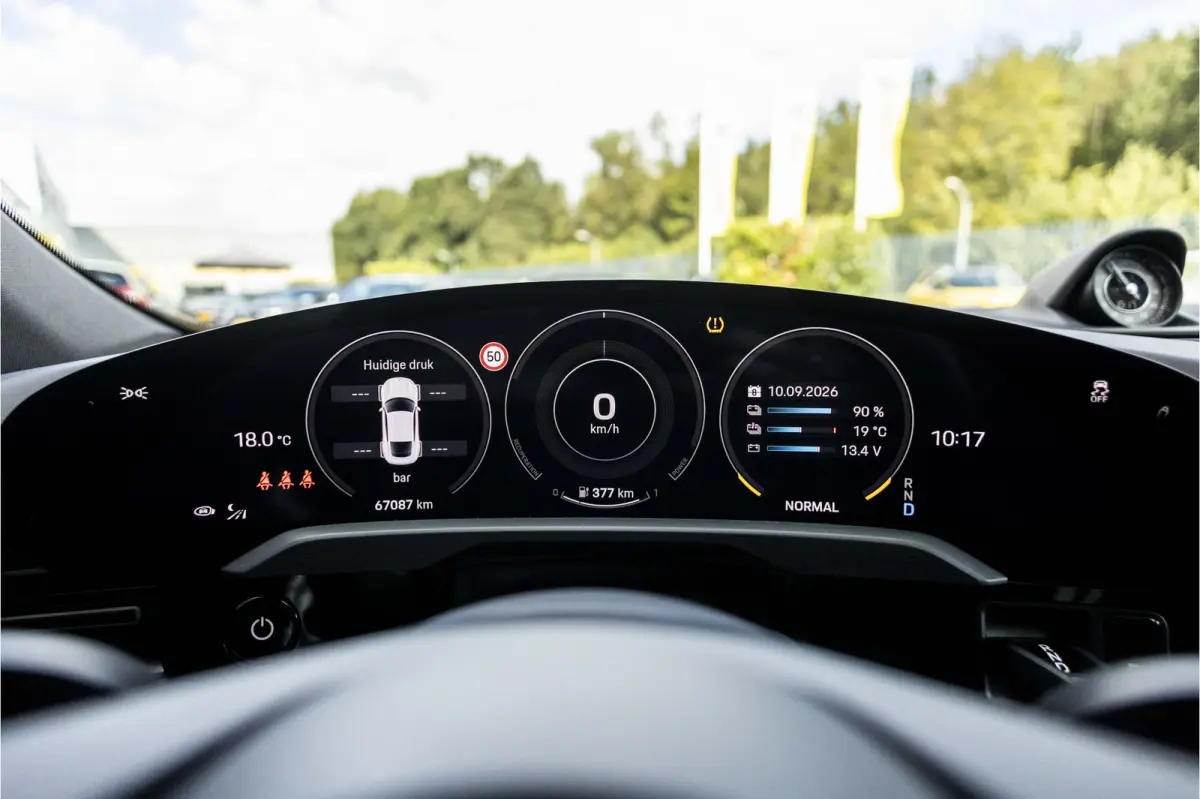 4S Performance 84 kWh SOH 90.04%