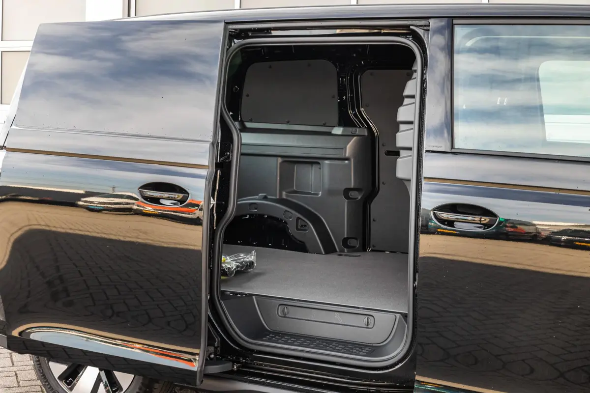 286pk Bulli Edition 79 kWh | Climate Control | Trekhaak Wegklapbaar