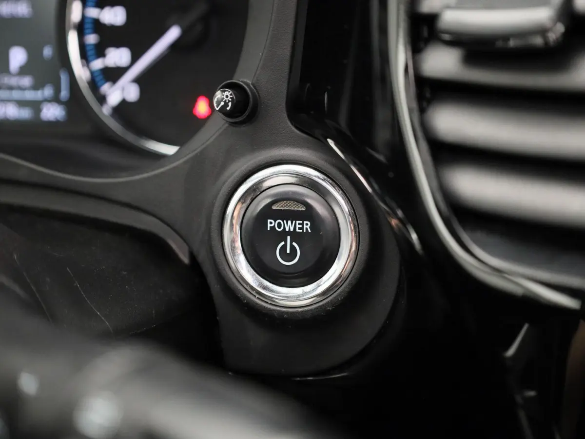 2.4 PHEV Intense+ | Apple Carplay / Android Auto | Cruise Control | Stoelverwarming | Achteruitrijcamera | Parkeersensoren |