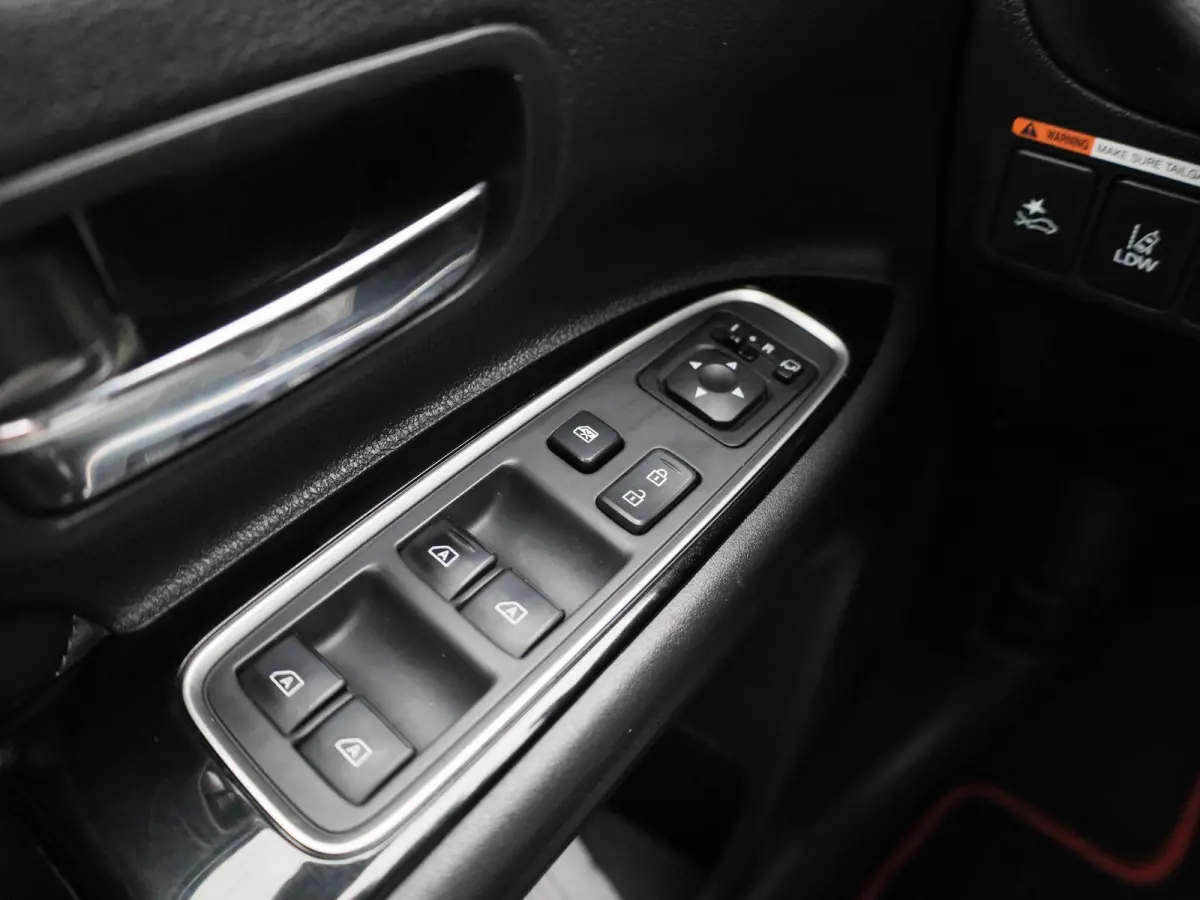 2.4 PHEV Intense+ | Apple Carplay / Android Auto | Cruise Control | Stoelverwarming | Achteruitrijcamera | Parkeersensoren |