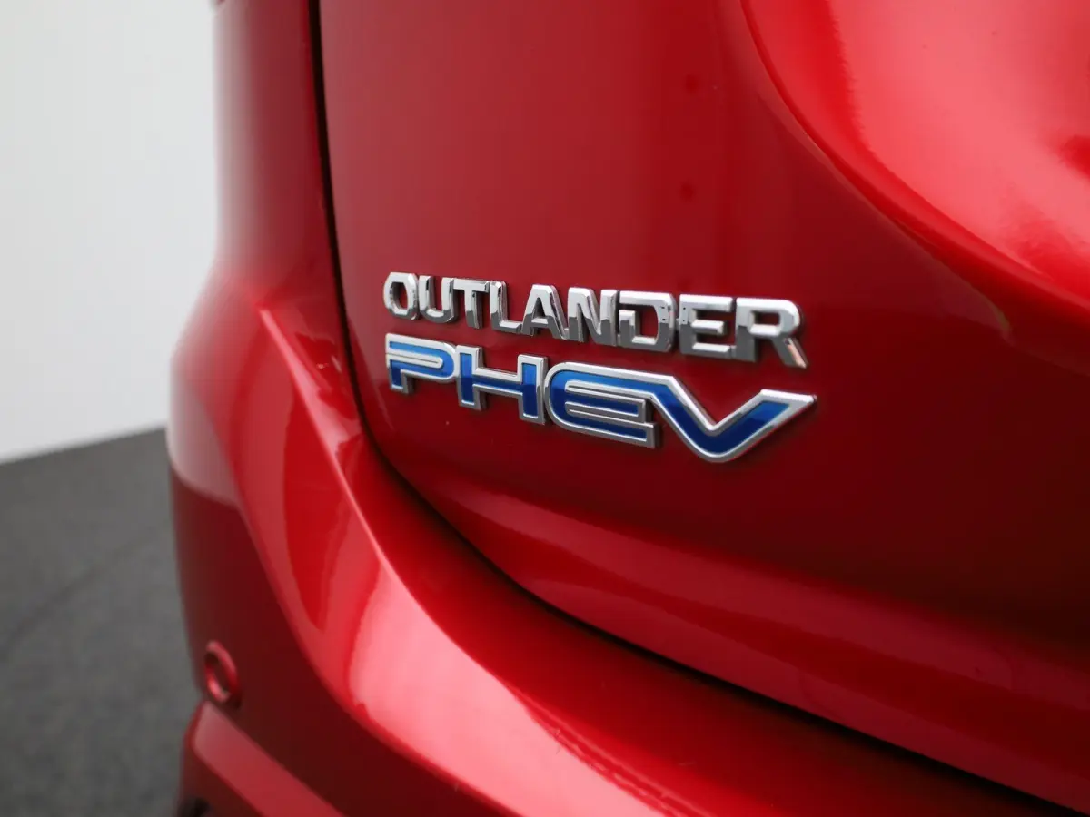 2.4 PHEV Intense+ | Apple Carplay / Android Auto | Cruise Control | Stoelverwarming | Achteruitrijcamera | Parkeersensoren |