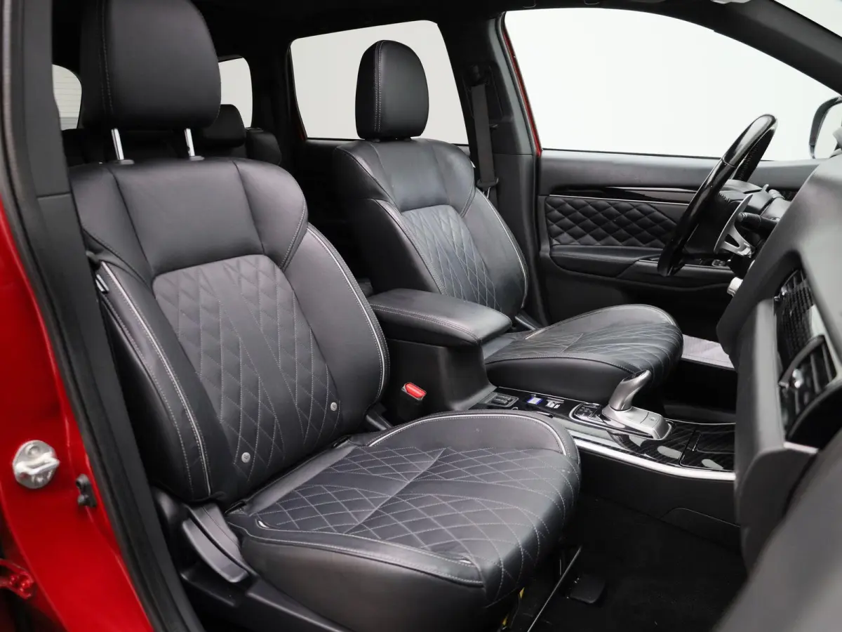 2.4 PHEV Intense+ | Apple Carplay / Android Auto | Cruise Control | Stoelverwarming | Achteruitrijcamera | Parkeersensoren |