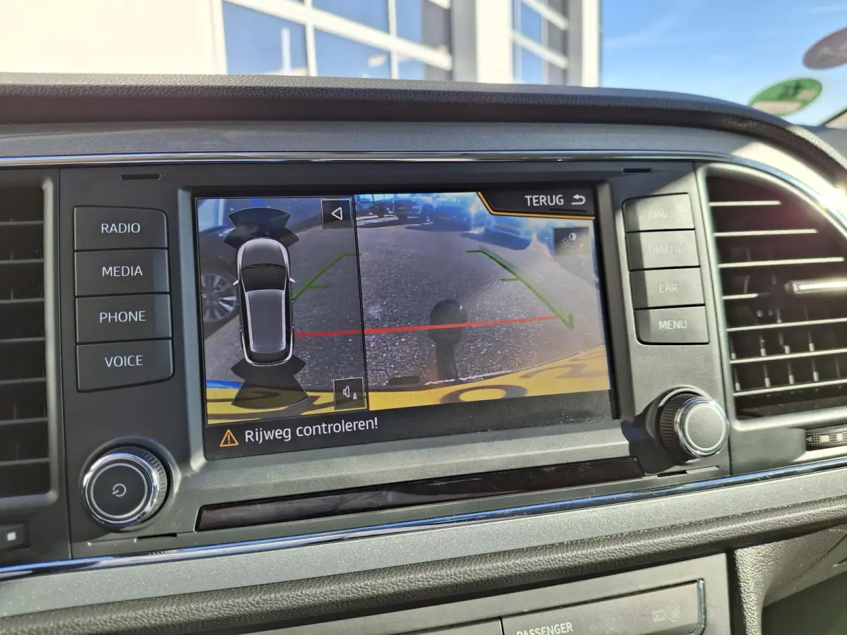 1.4 EcoTSI FR Connect | Apple Carplay & Android Auto | Full LED | 18'' LMV | Trekhaak | Navigatie |