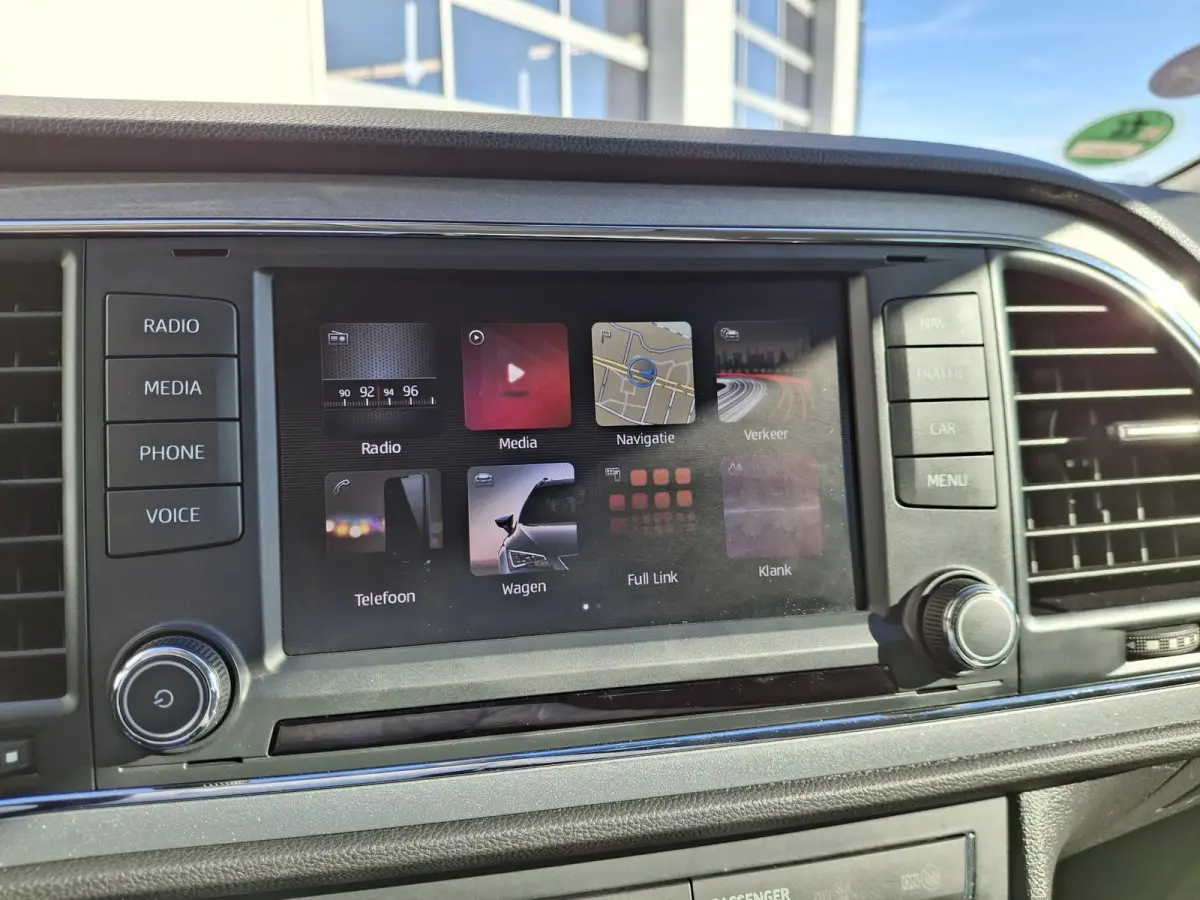 1.4 EcoTSI FR Connect | Apple Carplay & Android Auto | Full LED | 18'' LMV | Trekhaak | Navigatie |