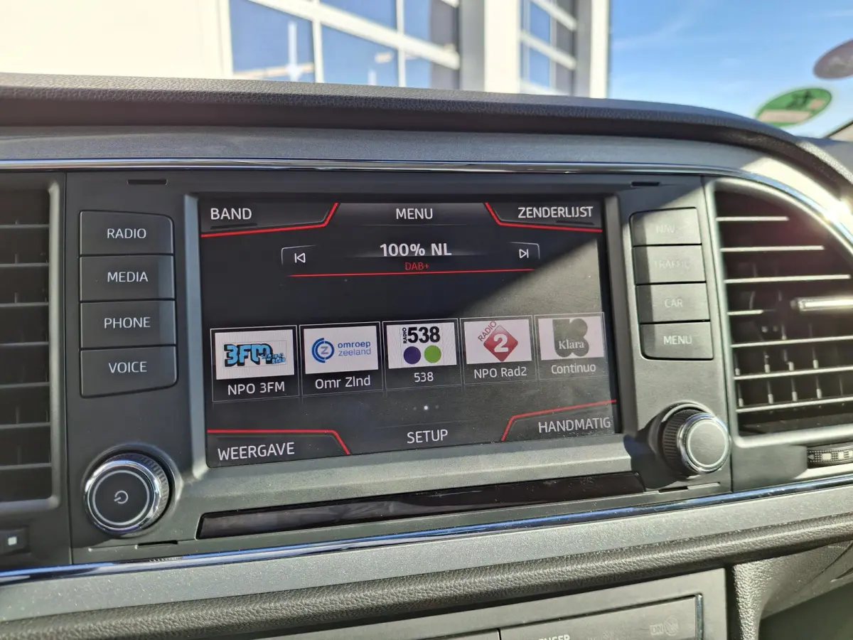 1.4 EcoTSI FR Connect | Apple Carplay & Android Auto | Full LED | 18'' LMV | Trekhaak | Navigatie |
