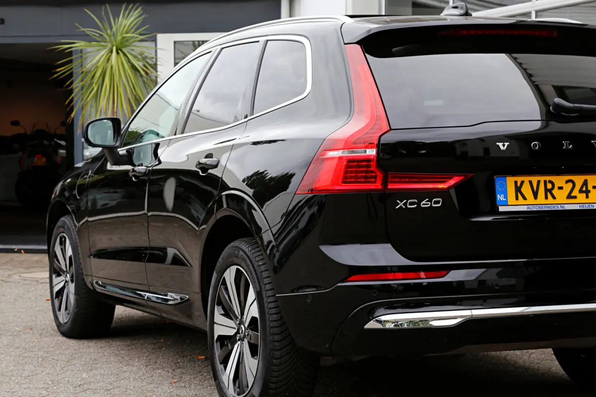2.0 T6 Plug-in hybrid Long Range AWD Plus Bright*Perfect Onderh.*Pano/Elek. Trekhaak/inscription Stoelen/Stoelverw.V+A/Stuurverw./ACC/Pilot ass./360 Camera/Memorie/BLIS/Parkeersens.V+A/19 in