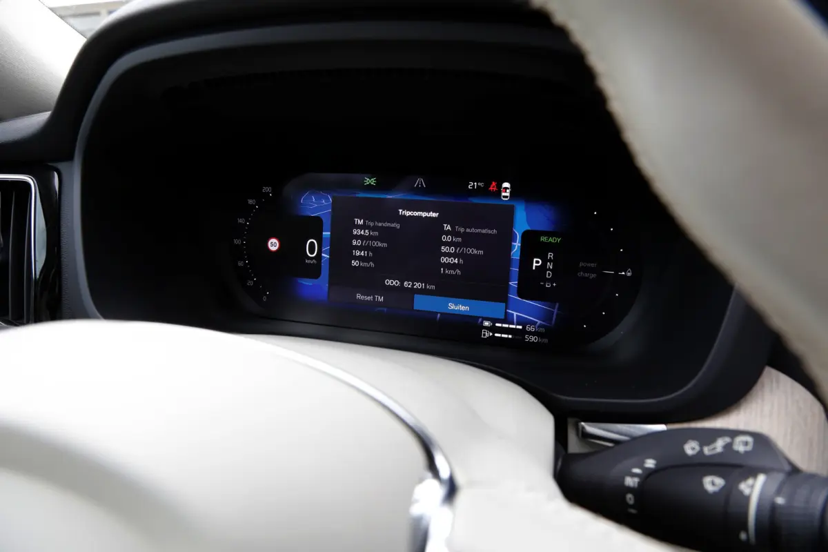 2.0 T6 Plug-in hybrid Long Range AWD Plus Bright*Perfect Onderh.*Pano/Elek. Trekhaak/inscription Stoelen/Stoelverw.V+A/Stuurverw./ACC/Pilot ass./360 Camera/Memorie/BLIS/Parkeersens.V+A/19 in
