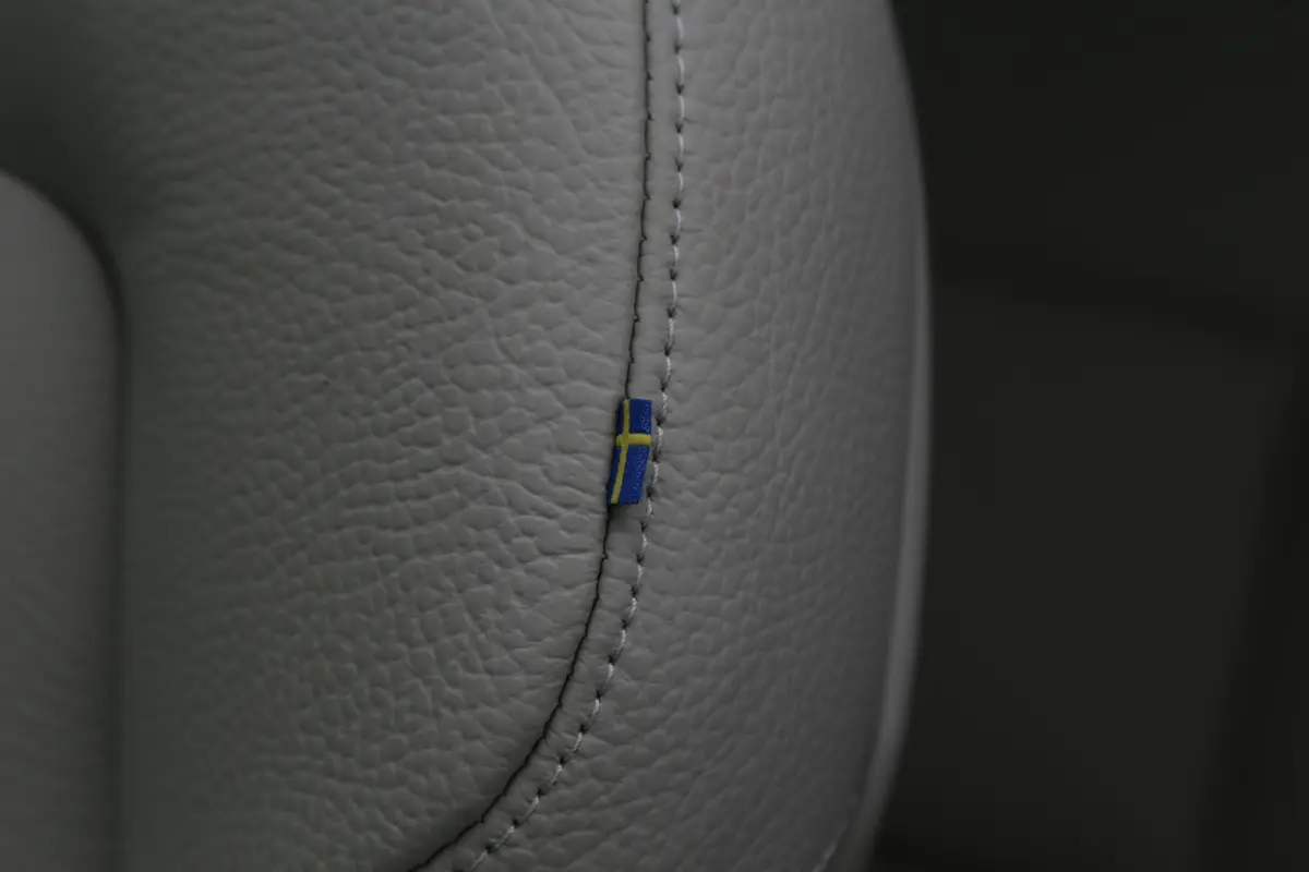 2.0 T6 Plug-in hybrid Long Range AWD Plus Bright*Perfect Onderh.*Pano/Elek. Trekhaak/inscription Stoelen/Stoelverw.V+A/Stuurverw./ACC/Pilot ass./360 Camera/Memorie/BLIS/Parkeersens.V+A/19 in