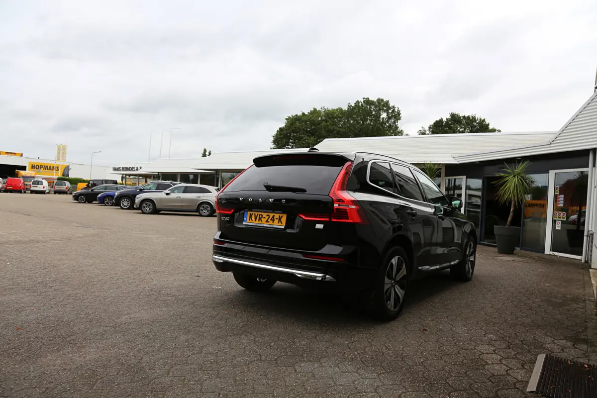 2.0 T6 Plug-in hybrid Long Range AWD Plus Bright*Perfect Onderh.*Pano/Elek. Trekhaak/inscription Stoelen/Stoelverw.V+A/Stuurverw./ACC/Pilot ass./360 Camera/Memorie/BLIS/Parkeersens.V+A/19 in