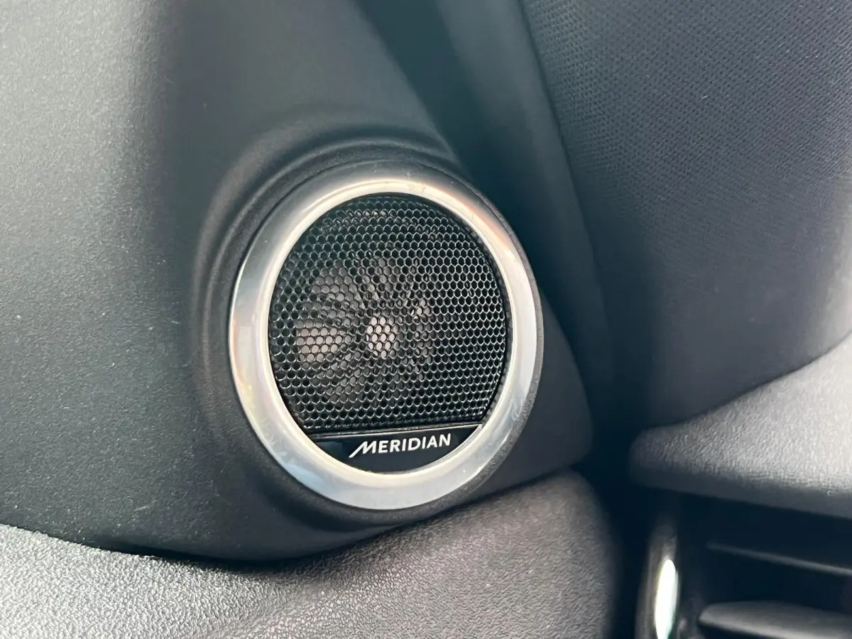 1.5 P300e AWD R-Dynamic S
