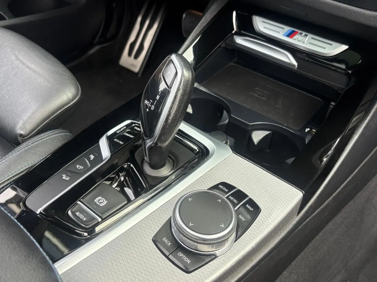 M40I 360PK/4WD/PANO/CARPLAY/HUD/DEALER-ONDERHOUDEN