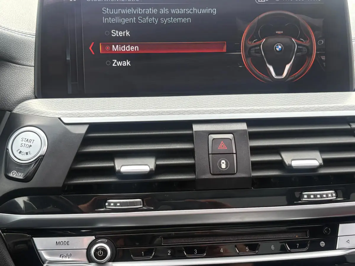 M40I 360PK/4WD/PANO/CARPLAY/HUD/DEALER-ONDERHOUDEN