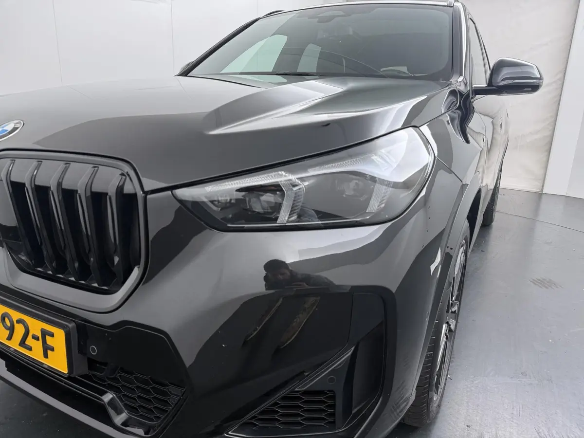 xDrive23i | Trekhaak | Panoramadak | Driving Assistant Plus | Harman Kardon | Stuurwielverwarming |