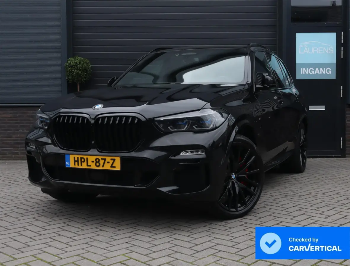 xDrive45e M Sport | Skylounge | Bowers en Wilkins | Softclose | Trekhaak | 22 Inch