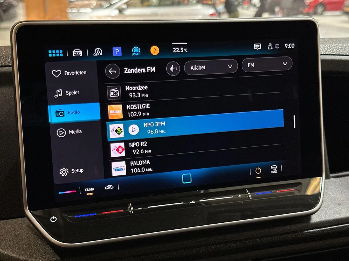 2.0 TDI L3H2 140PK | Airco | Cruise Control | Multifunctioneel Stuurwiel | Trekhaak | Bluetooth |