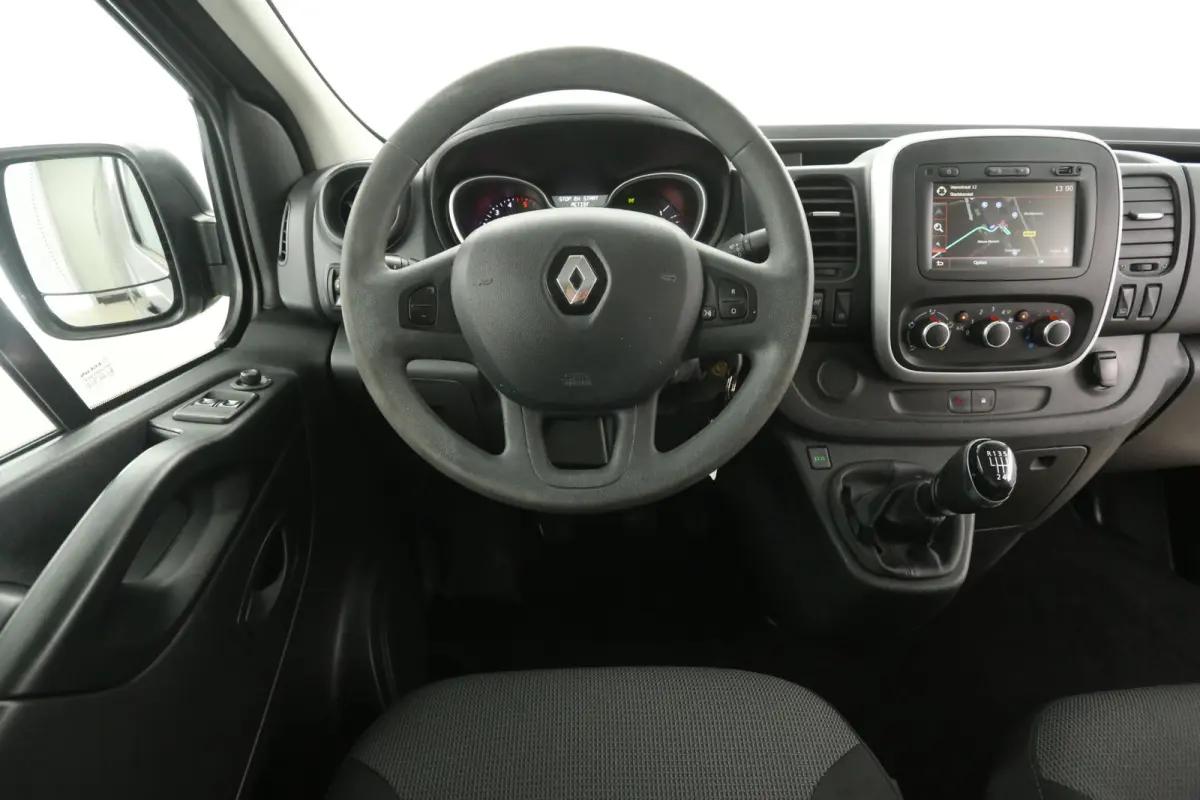 2.0 dCi 145PK T29 L2H1 | DC | 6 Zits | Airco | Cruise | Parkeersens. | Trekhaak | Carplay