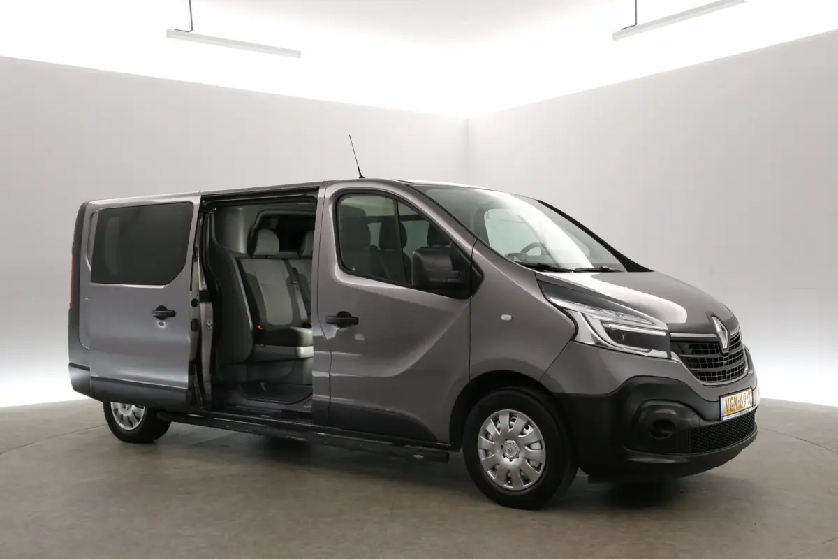 2.0 dCi 145PK T29 L2H1 | DC | 6 Zits | Airco | Cruise | Parkeersens. | Trekhaak | Carplay