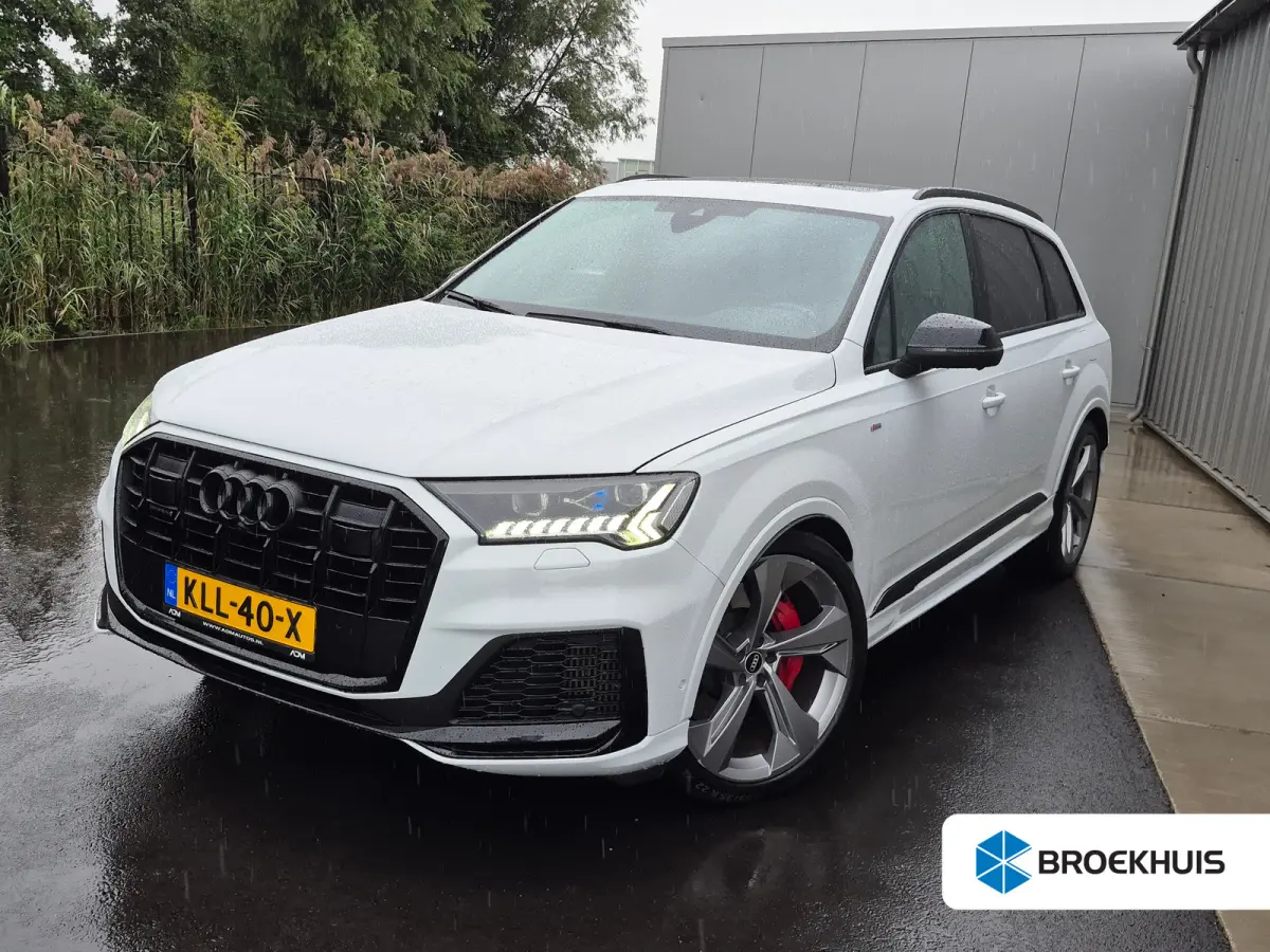 60 TFSI e quattro Competition 456PK AUTO | 360gr Camera | Trekhaak uitklapbaar | Elecktr glazen pano-dak | Leder | Elecktr stoelen en achterklep | Stoelverw | Keyless | Cruise control adapt 