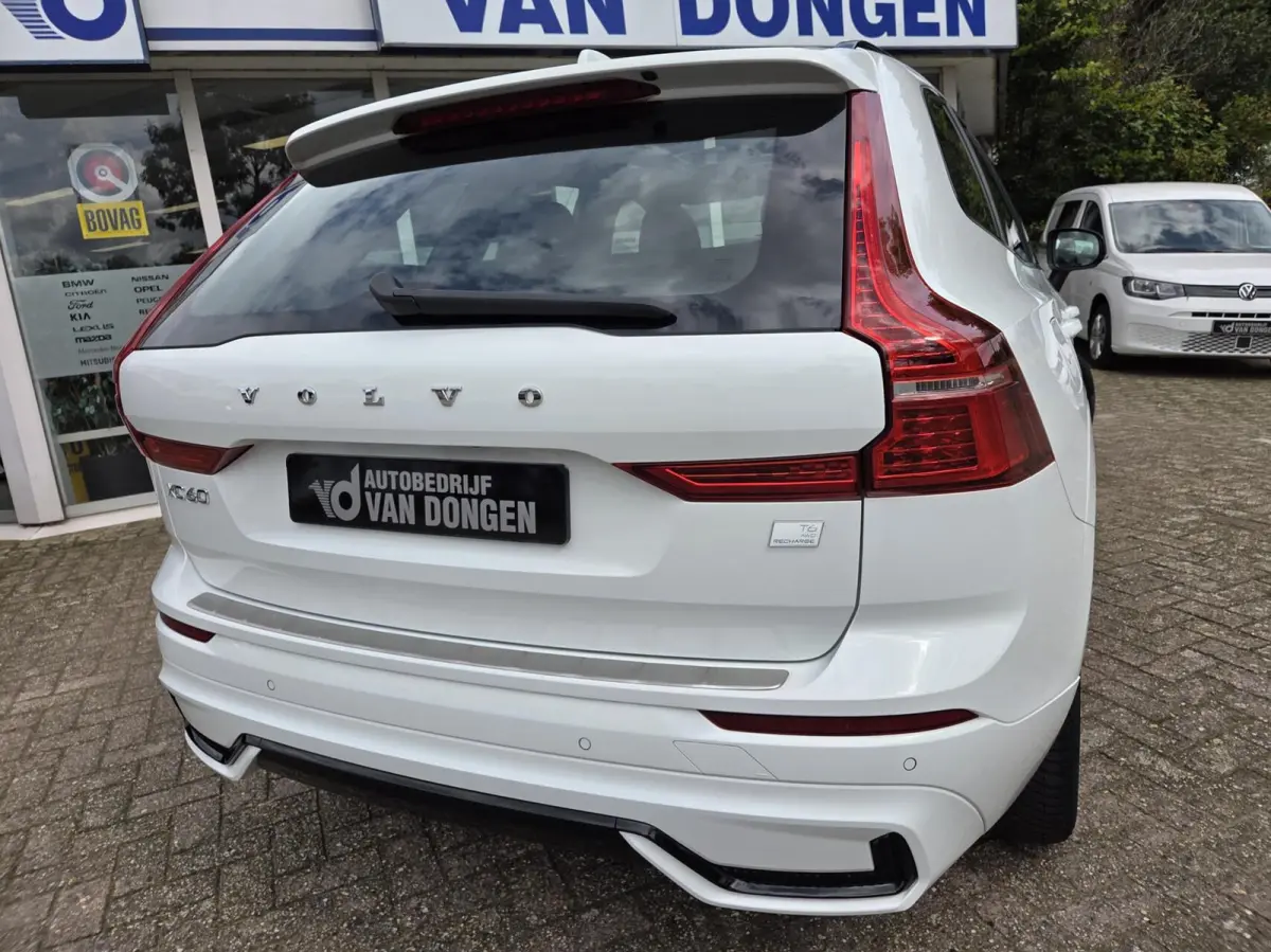 2.0 Recharge T6 AWD R-Design | Facelift | Panorama / AllSeason | Dealer onderhouden