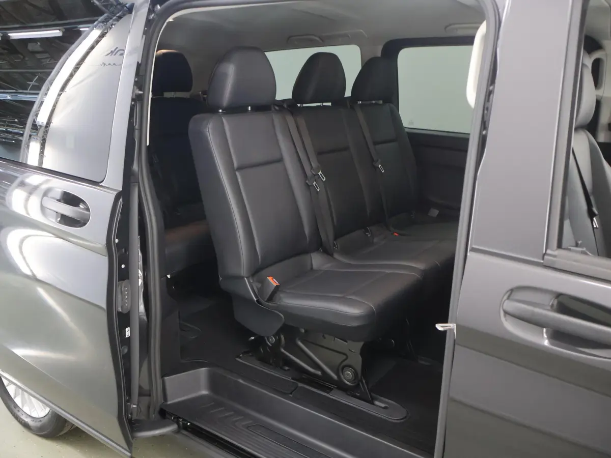 116 CDI | Aut. | XL L3 | PRIJS EX BTW/EX BPM | 9-P €64.500,- EX BTW/INCL BPM | DISTRONIC | LEDEREN BEKLEDING | SCHUIFDEUR L+R | LM VELGEN | NAVIGATIE | PARKEERCAMERA | CERTIFIED