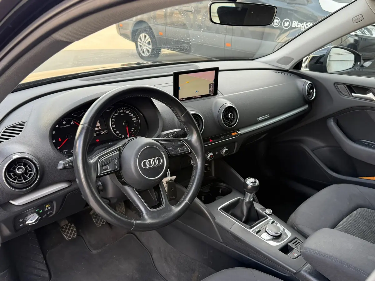 1.0 TFSI / APK / Navigatie / Garantie / Led - Xenon / Inruil Mogelijk /