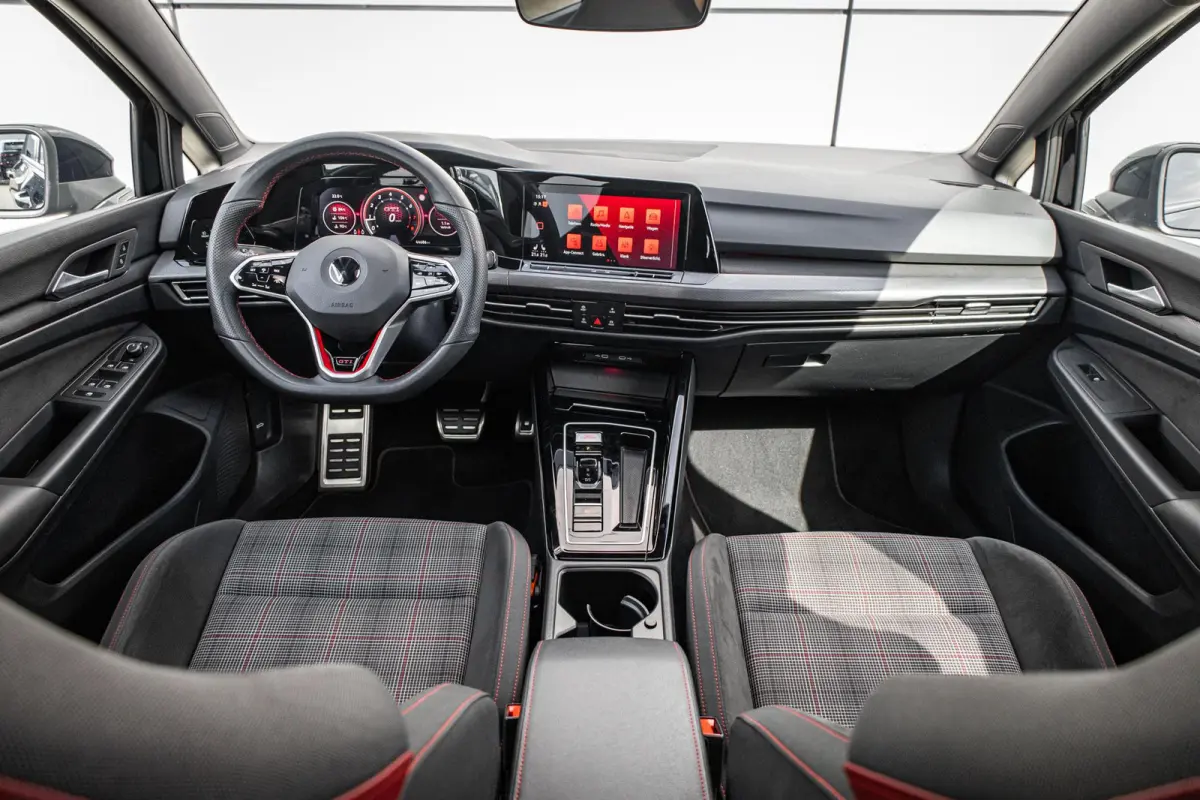 GTI 2.0 TSI 245pk DSG | Panoramadak | Camera | Navigatie