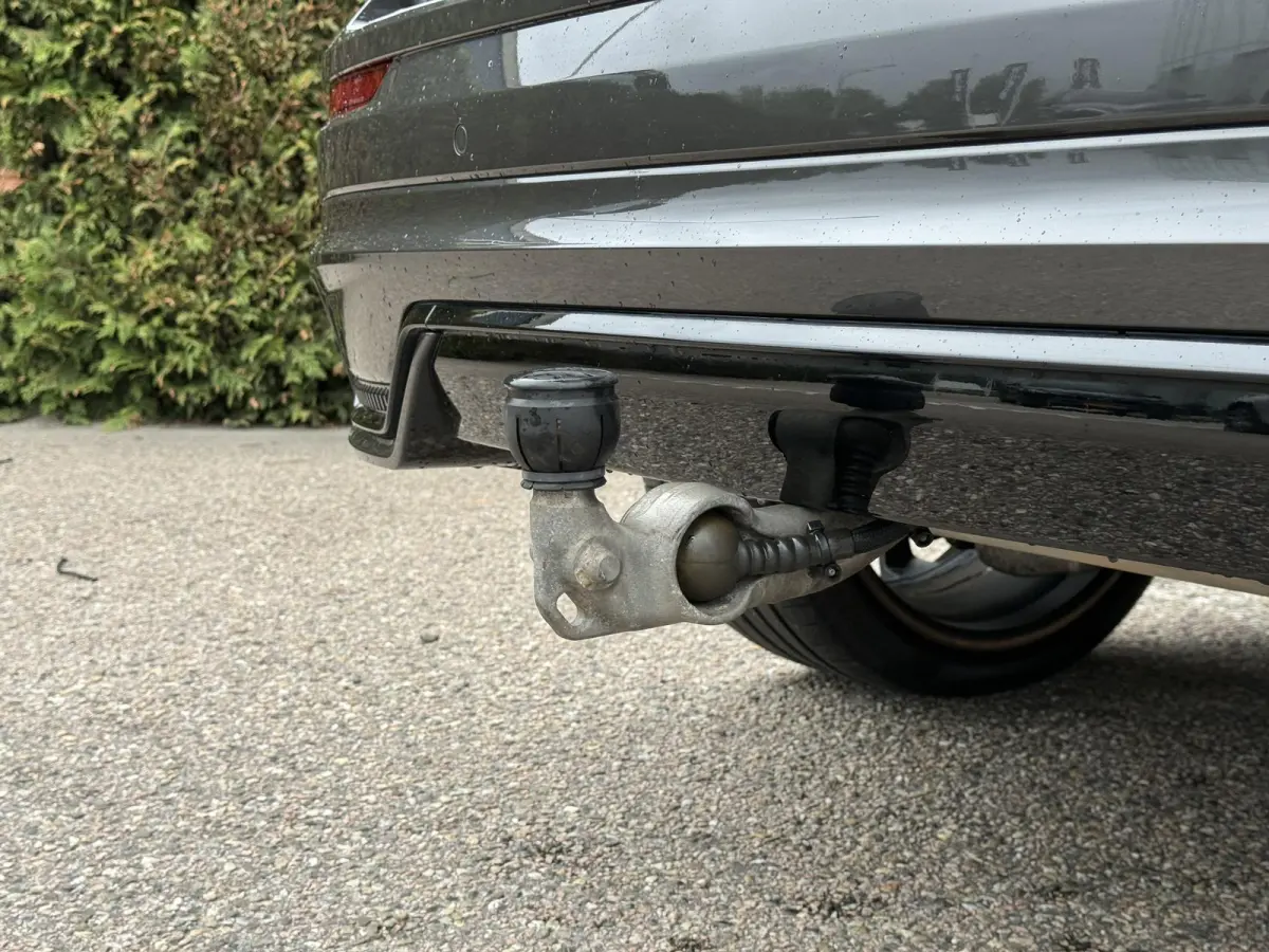 T8 Plug-in hybrid AWD Ultimate Dark | Pano dak | 360 camera | Trekhaak | Luchtvering | Bliss | Keyless | Elektrische stoelen | Bowers & Wilkins audio | Head up display | Stoel en stuur verwa
