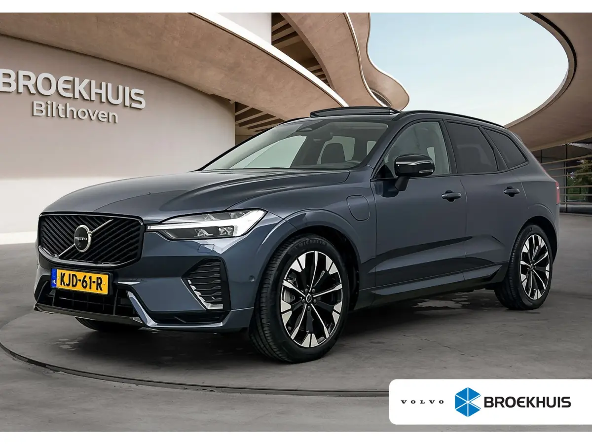 Facelift T6 Plug-in hybrid AWD Ultra Dark | Luchtvering | Trekhaak | Extra Getint Glas | PDC V+A en Camera | BLIS | Panoramadak | Keyless | Stoel + Stuurverwarming | 20inch LM