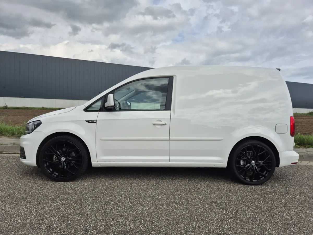 2.0 TDI L1H1 , Airco , 185 pk Leder / Apple carplay / 18 inch.