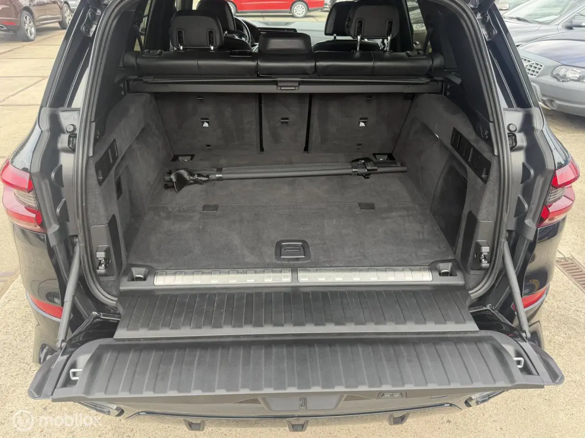 xDrive45e M-SPORT ACC/SKYLOUNGE/4WD STURING