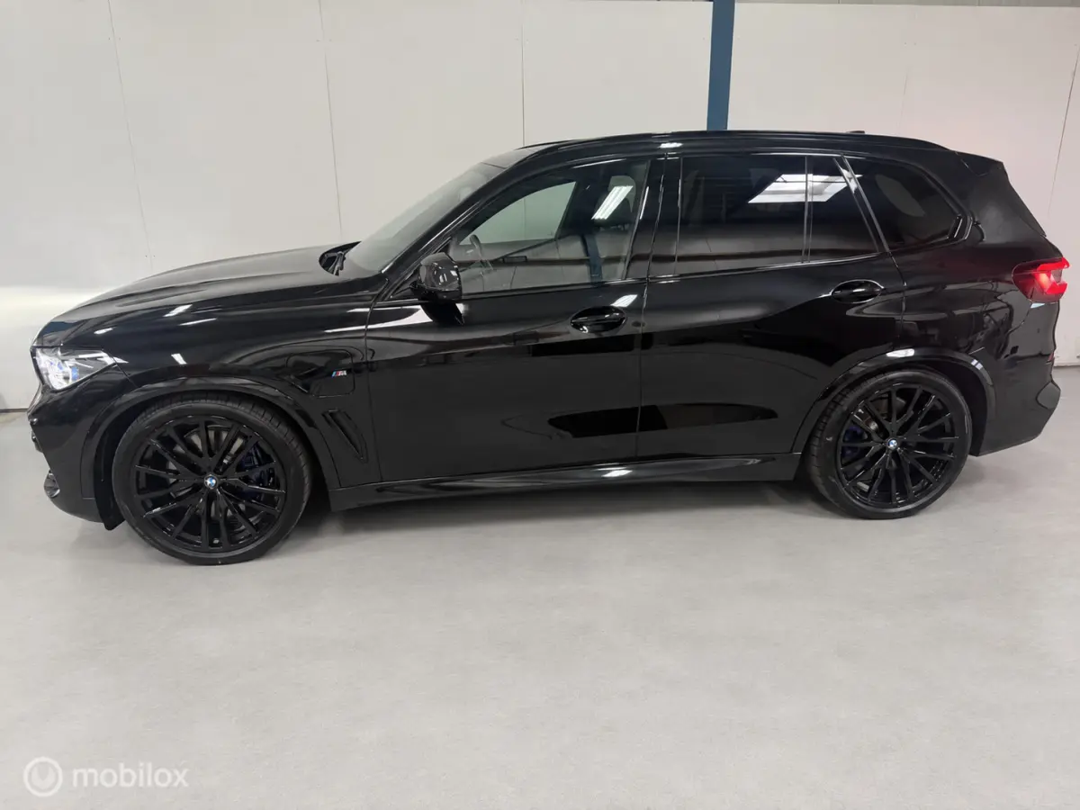 xDrive45e M-SPORT ACC/SKYLOUNGE/4WD STURING