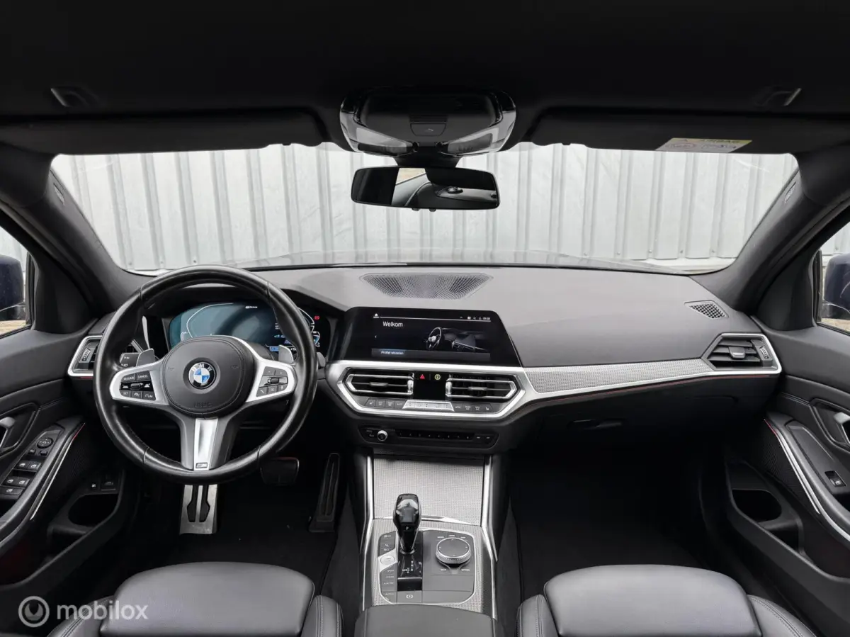 330e xDrive | M | Shadow Line |Alcantara