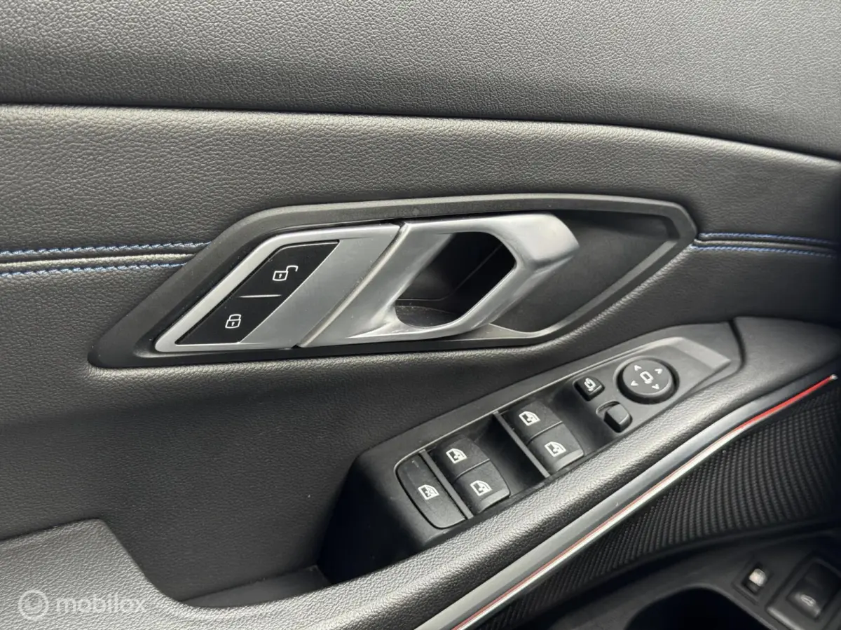 330e xDrive | M | Shadow Line |Alcantara