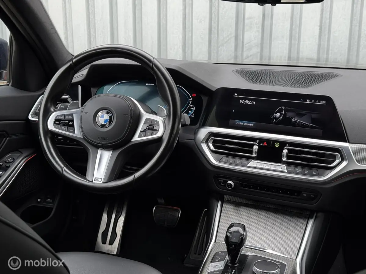 330e xDrive | M | Shadow Line |Alcantara