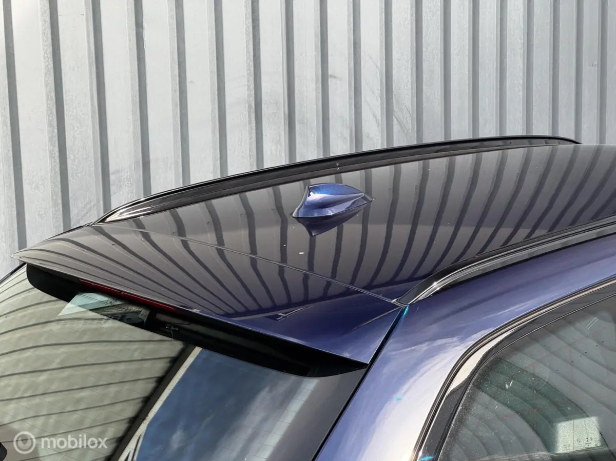 330e xDrive | M | Shadow Line |Alcantara