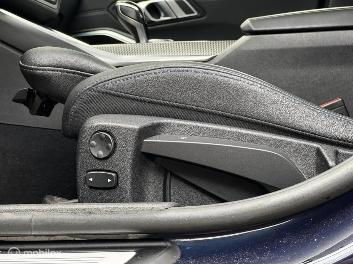 330e xDrive | M | Shadow Line |Alcantara