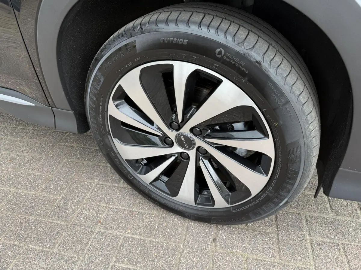 Design 87 kWh SOH 95% PANO/TH/360 CAM *ALL-IN PRIJS*