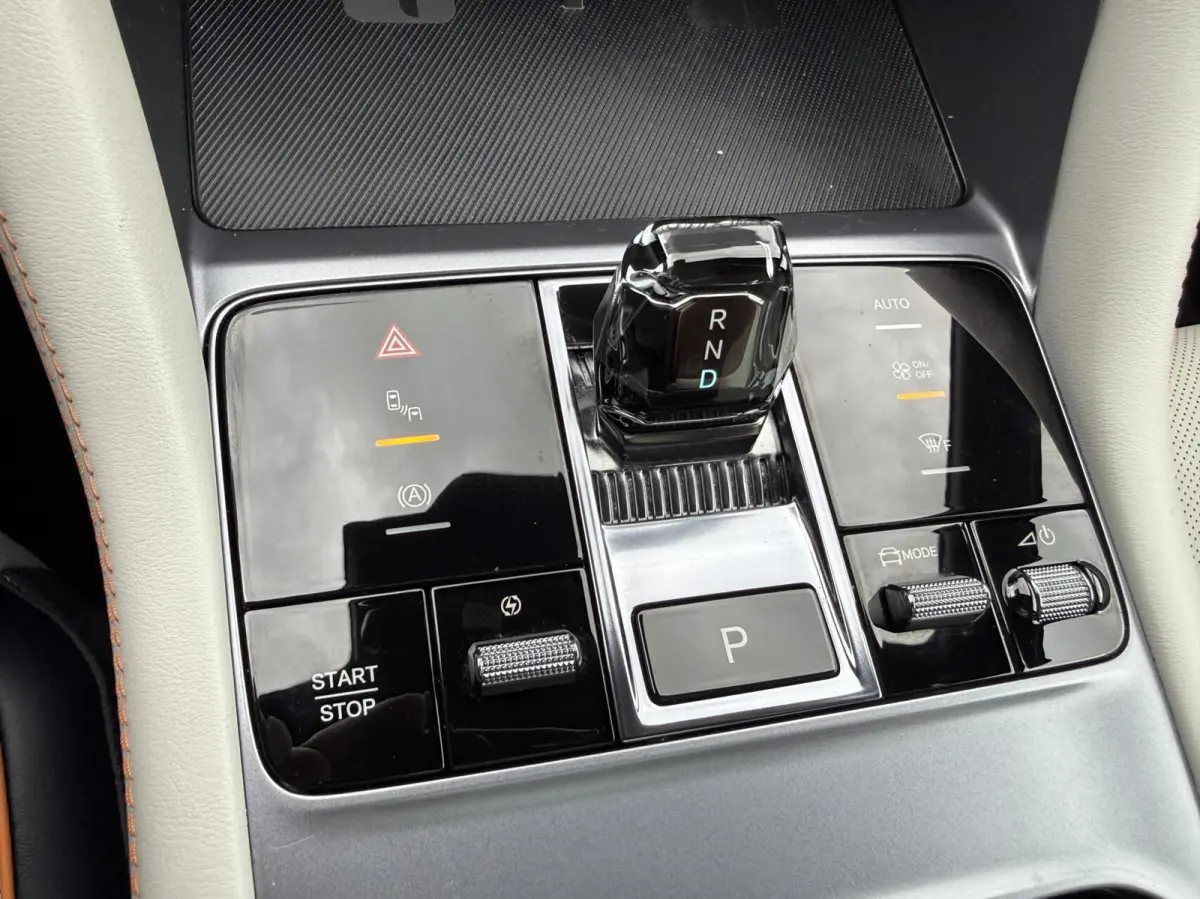 Design 87 kWh SOH 95% PANO/TH/360 CAM *ALL-IN PRIJS*