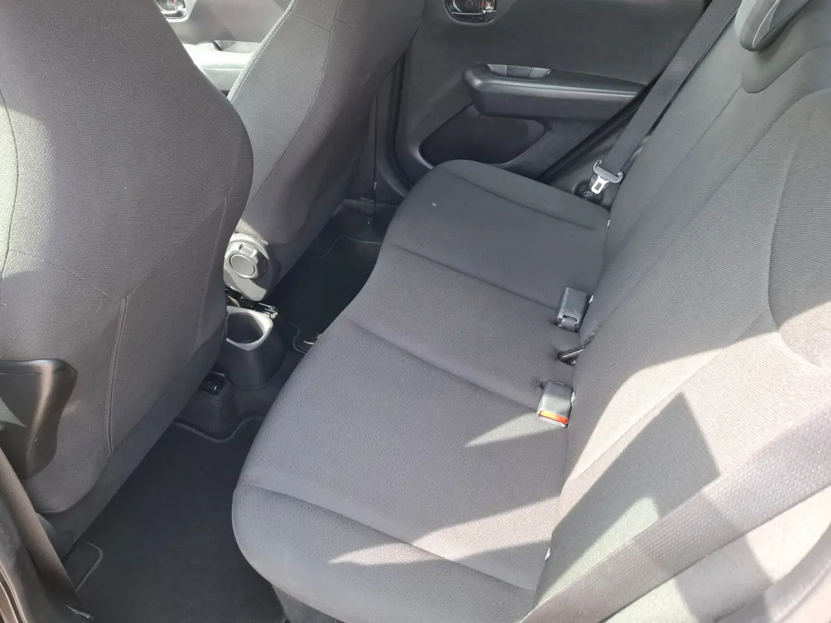 1.0 e-VTi Allure | Achterbank in delen neerklapbaar | Achteruitrijcamera | Apple Carplay/Android Auto|telefoonintegratie premiumApple carplay en androidauto ,achteruitcamera , climate regeli