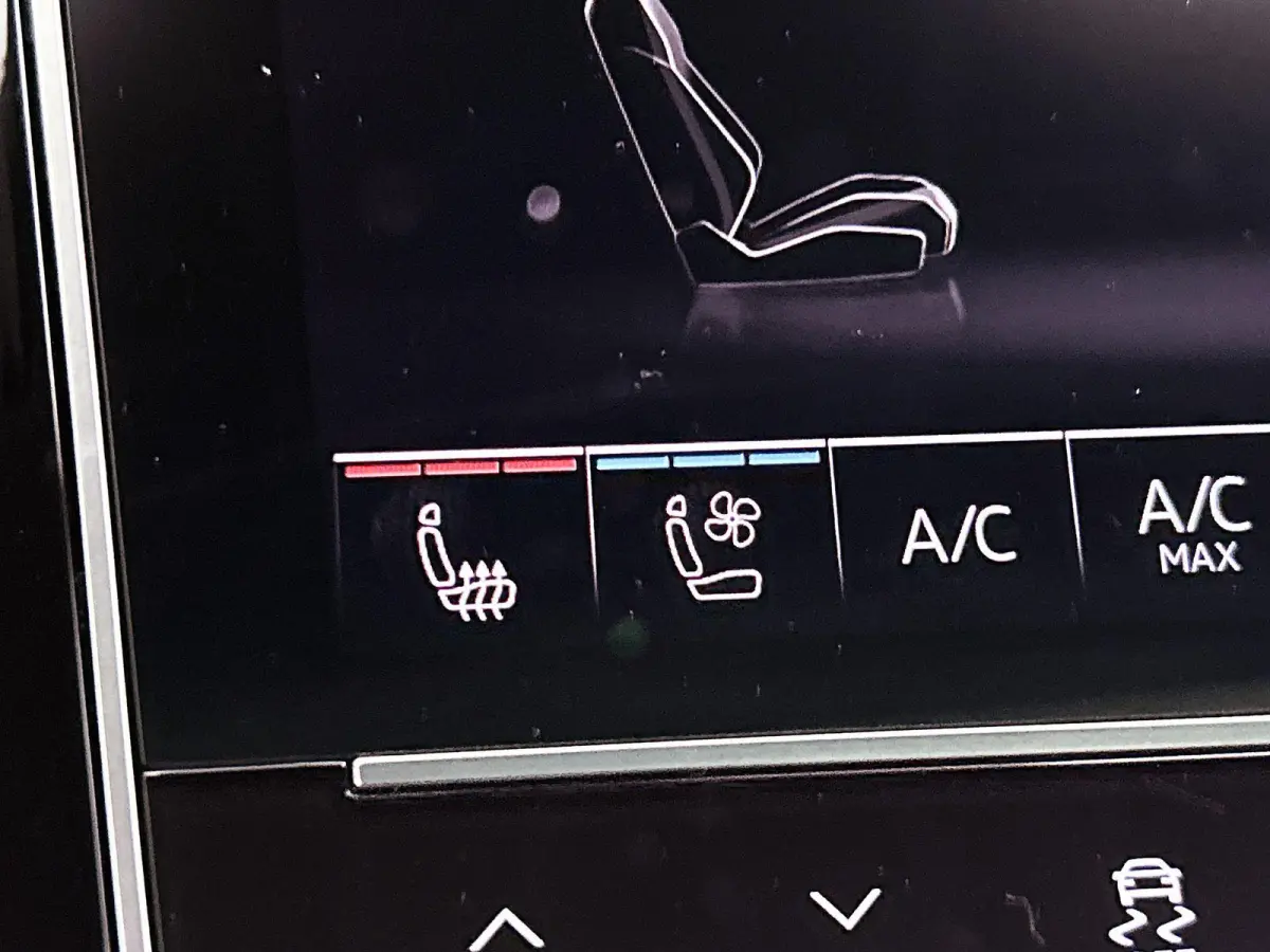 60 TFSI e quattro Pro Line S Competition 490 PK | Maxton Pakket | S-line | 360 Camera | Panoramadak | Vierwielbesturing | Bang & Olufsen Advanced 3D | Climate Control | Navigatie | Trekhaak 