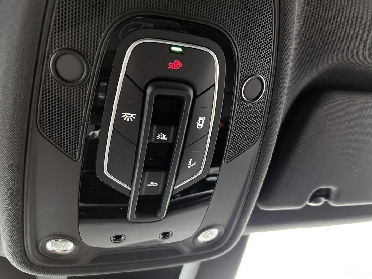 60 TFSI e quattro Pro Line S Competition 490 PK | Maxton Pakket | S-line | 360 Camera | Panoramadak | Vierwielbesturing | Bang & Olufsen Advanced 3D | Climate Control | Navigatie | Trekhaak 