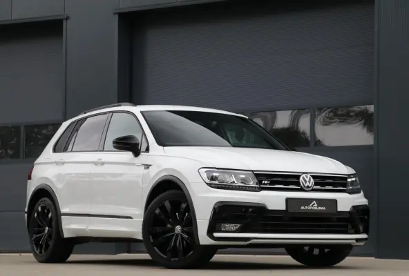 1.5 TSI ACT |R-LINE| BlackStyle AdaptiveCruise AppleCarplay Trekhaak 20Inch PrivacyGlass Uitstraling!! BJ2019